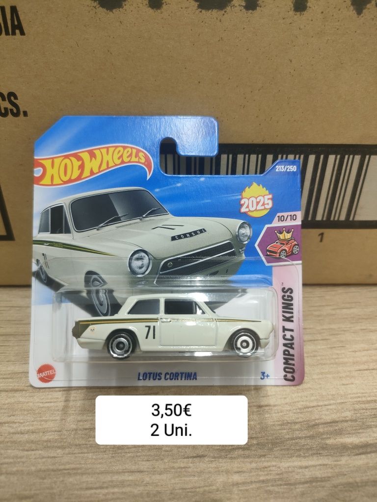 Hot wheels vários