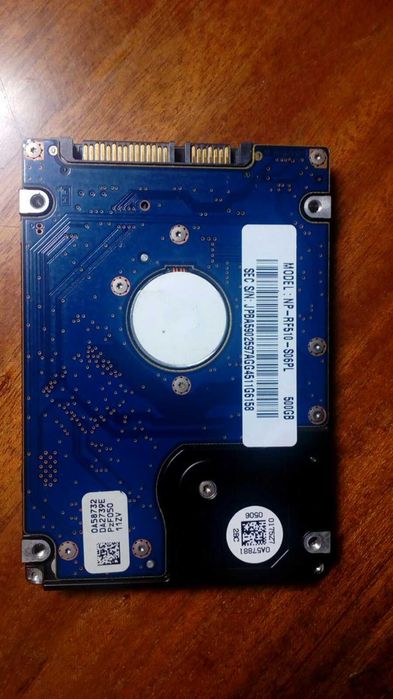 Жесткий диск Hitachi 500Gb (Не работает , повреждённый)