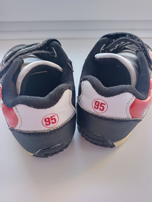 Adidasy chłopięce 29