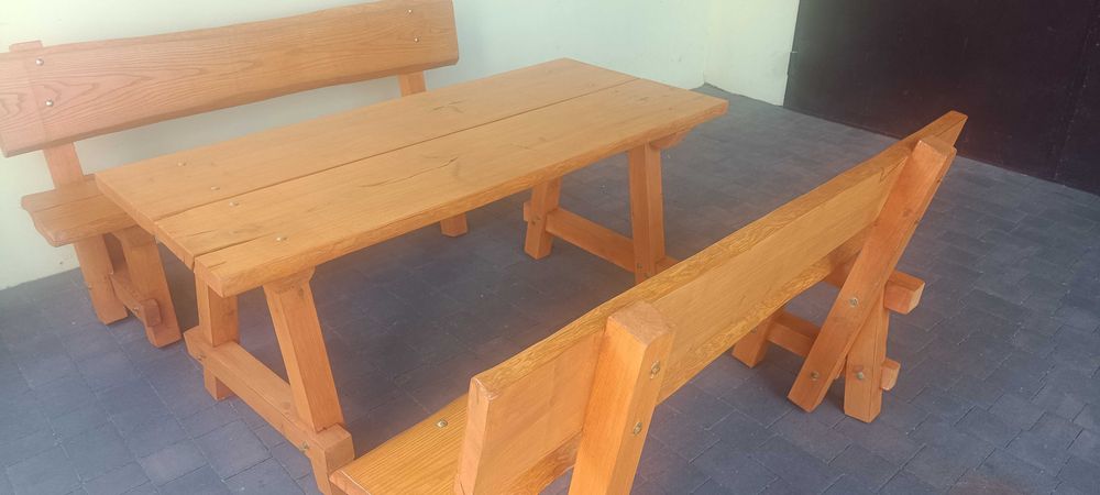 Stół drewniany ogrodowy