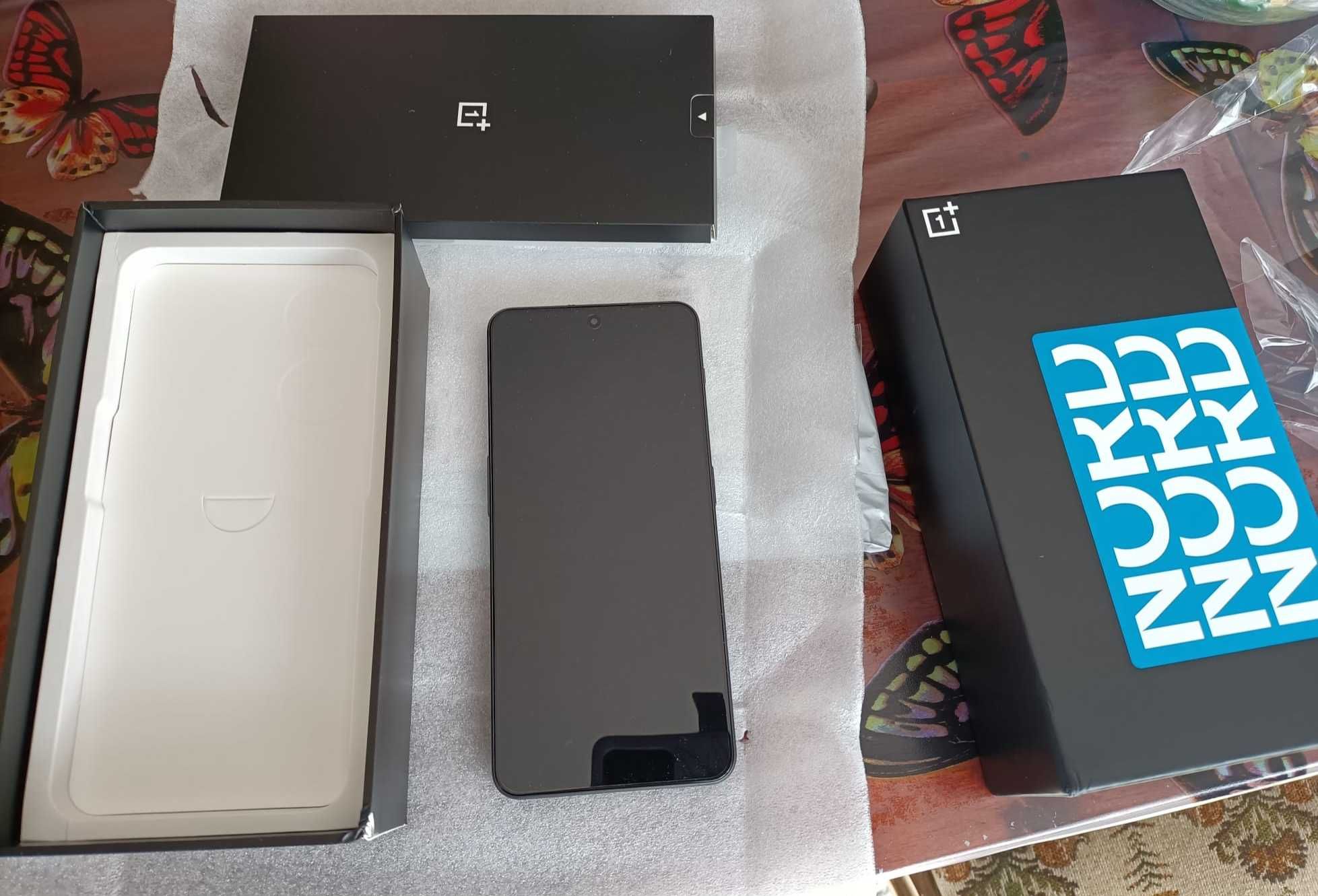 Smartfon OnePlus Nord 3 5G 16 GB / 256 GB 5G czarny