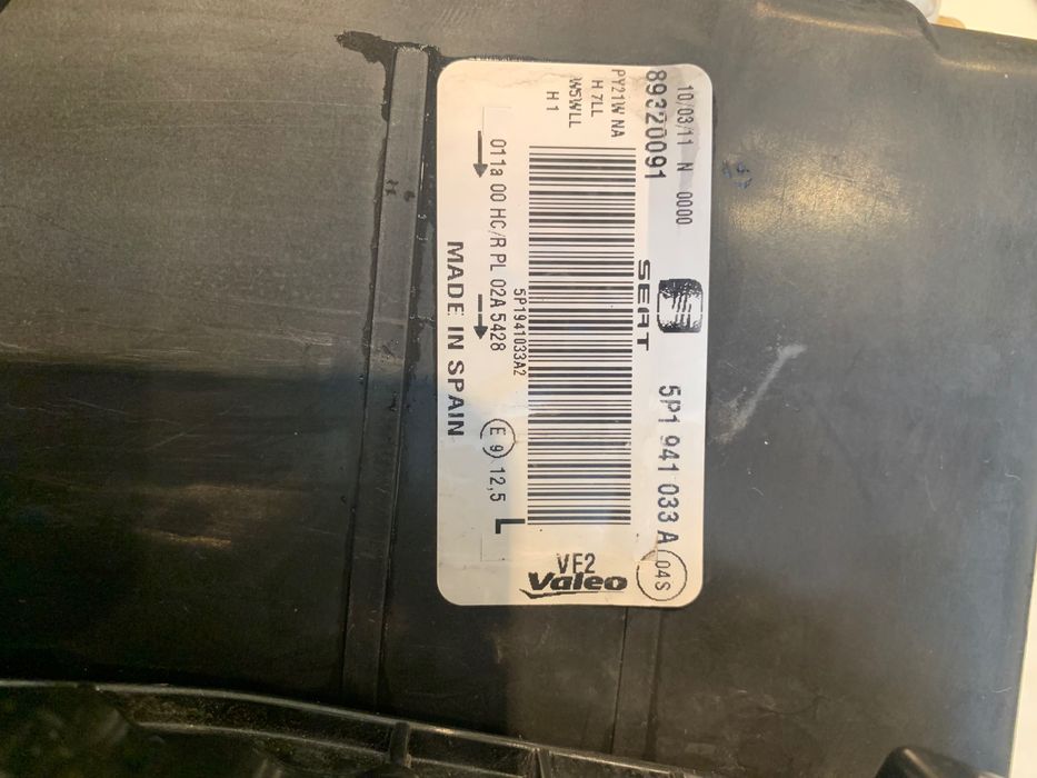 Фара ліва Seat Altea xl 2011 року