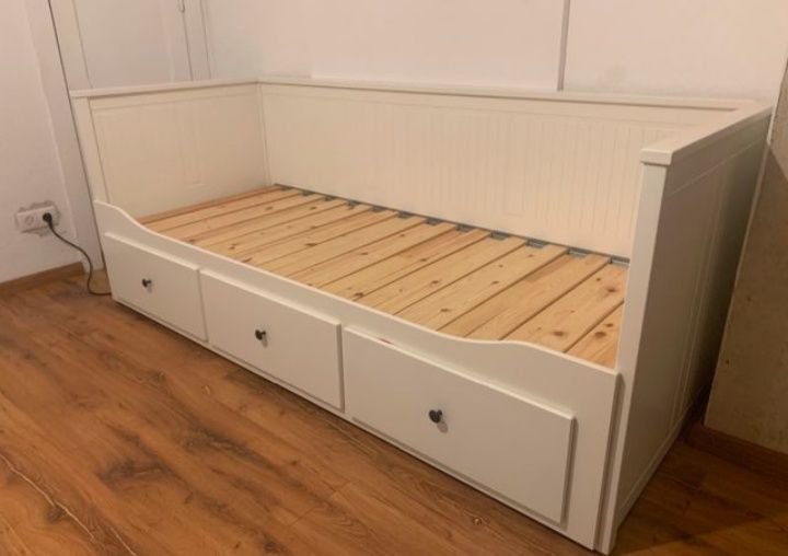 Rezerwacja Łóżko leżanka Ikea Hemnes 80-160/200 materace