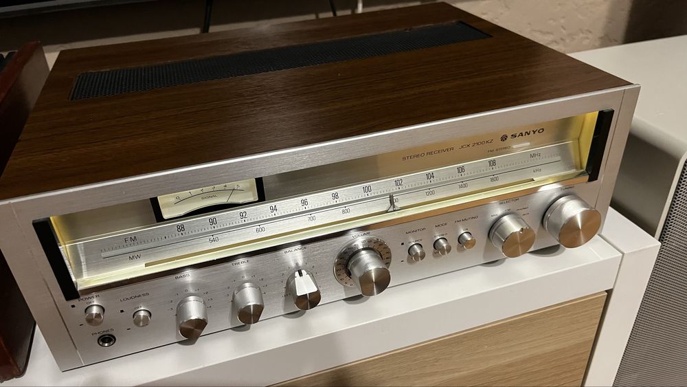Amplituner Sanyo JCX 2100KZ
