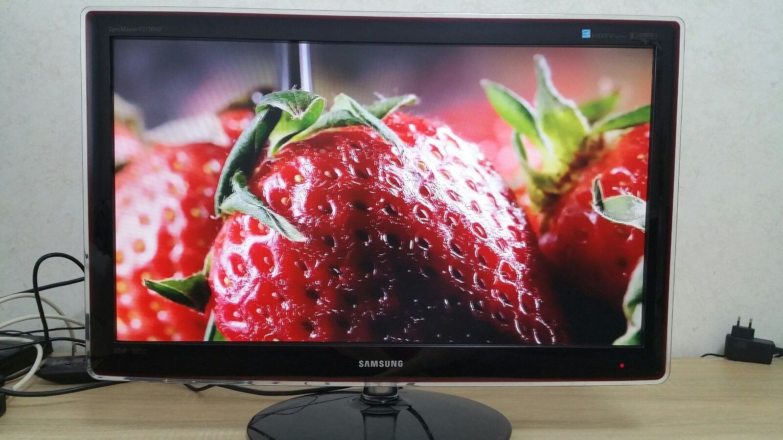 Шикарный телевизор SAMSUNG