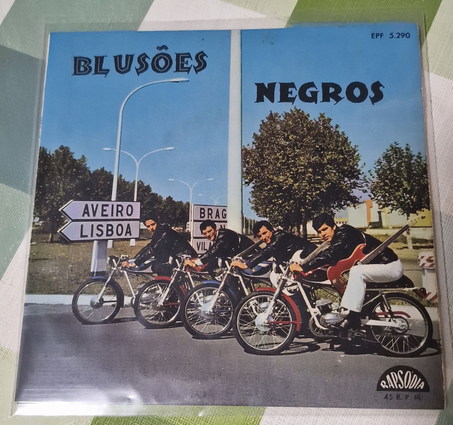 Blusões Negros 1966'