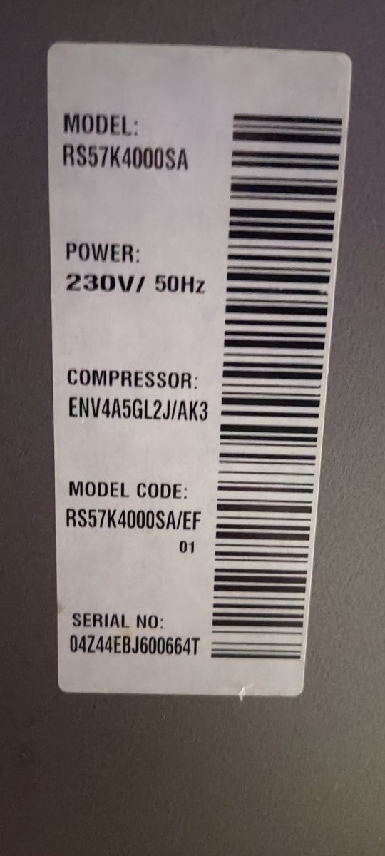 Lodowka Samsung półki i szuflady oraz inne Side by Side RS57K4000SA