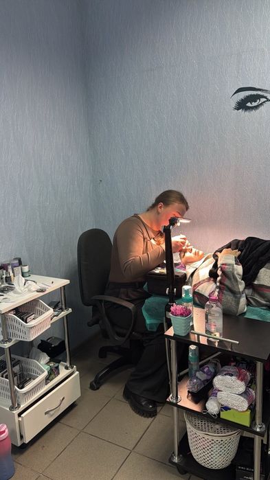 Запрошую на нарощування вій