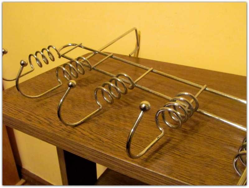 Wieszaki metalowy na drzwi Spirale