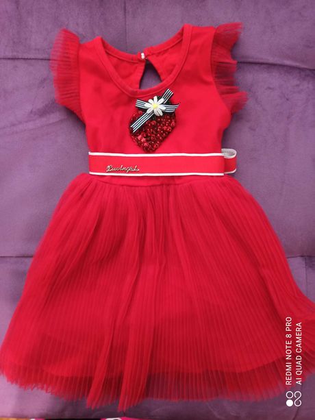 Красное детское платье