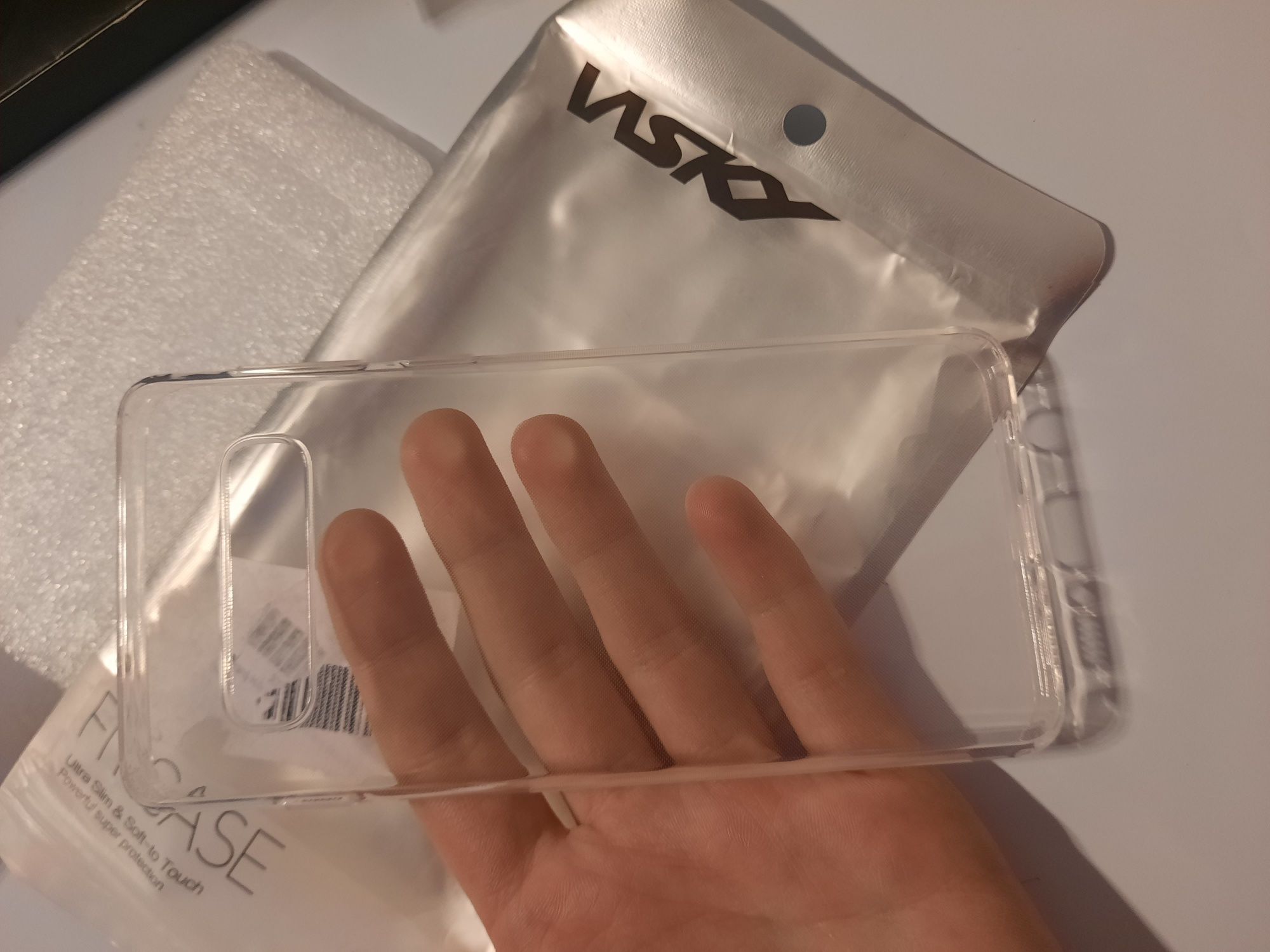 Etui na Samsung s10 silikon płecki przezroczysty