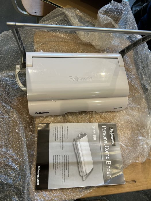 Біндер биндер Fellowes Star 150