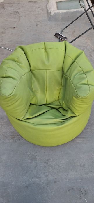 Puff de sala verde