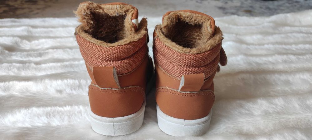 Buty zimowe dziecięce Sinsay r. 20