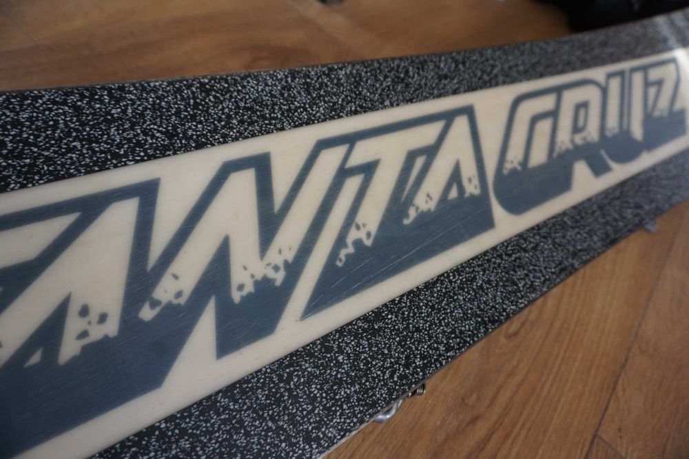 Deska snowboardowa Santa Cruzo 158 cm