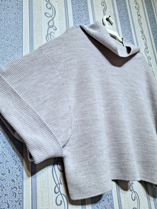 Шерстяной джемпер-свитер COS