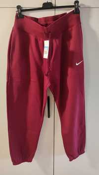 Spodnie dresowe Nike rozmiar M nowe z metkami