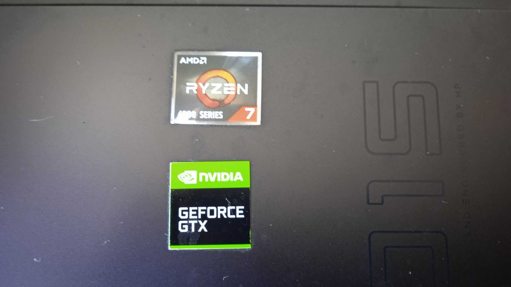 Laptop Gaming HP Omen 15-en