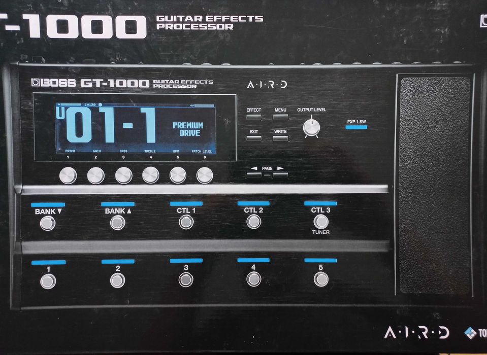 BOSS GT-1000 multiefekt gitarowy