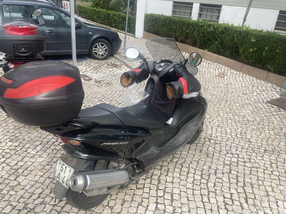 Mota Yamaha Majesty 2010