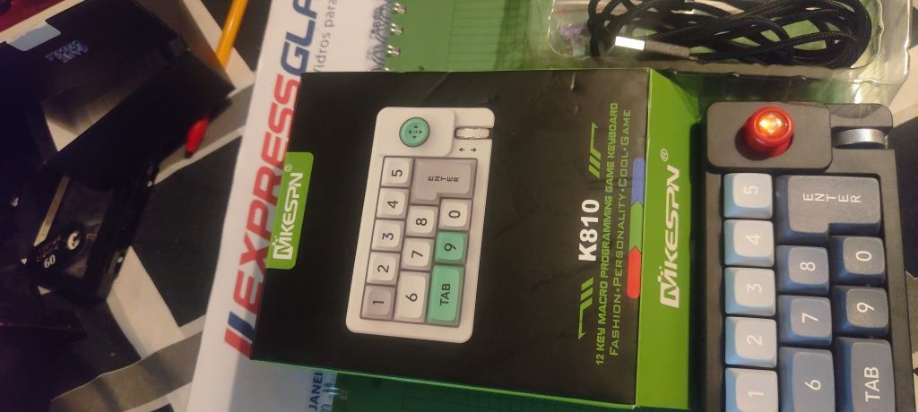 Teclado mecânico com fio