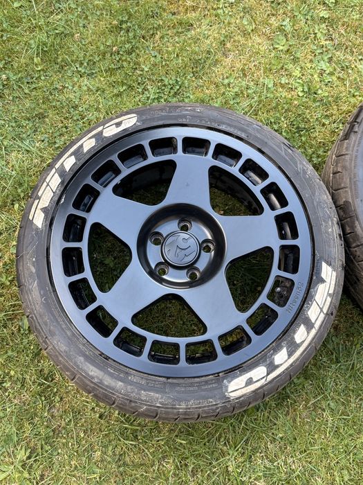 Felgi Fifteen 52 Turbomac 18” Asphalt Black + Opony Nitto NT5G2