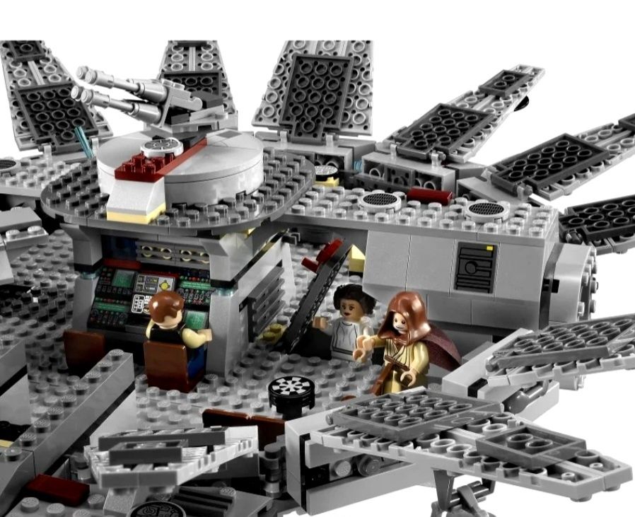 Lego 7965 Star Wars Millennium Falcon 9-14 z 2011r instrukcje pudełko