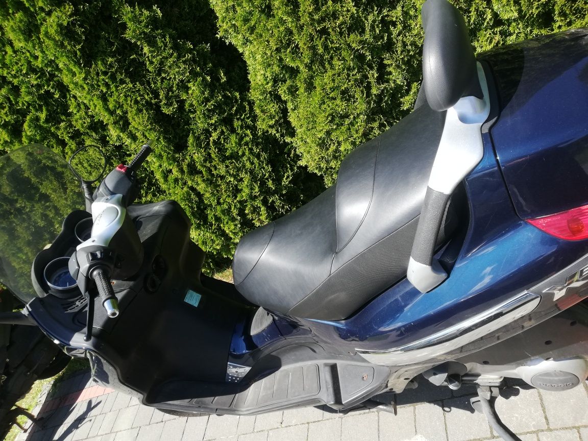 Vespa LXV 125 piaggio
