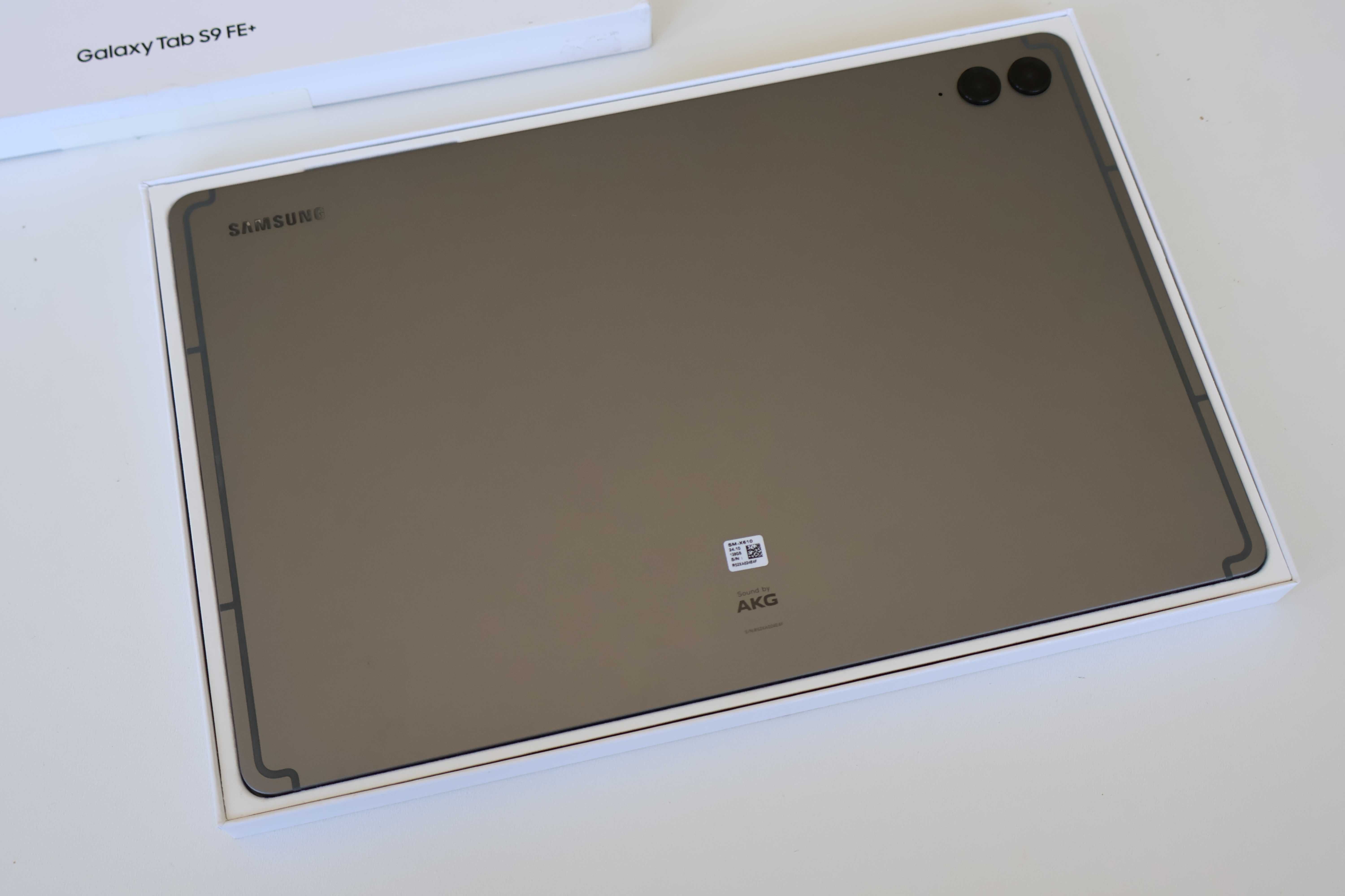 Планшет Samsung Galaxy Tab S9 FE+ Plus 12.4" SM-X610 8/128GB Gray