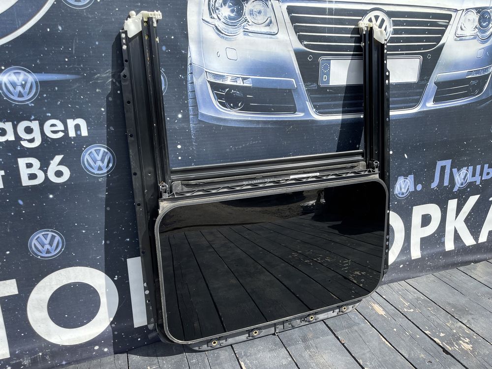 Люк Пассат Б6 універсал люк в кришу Passat B6 универсал криша