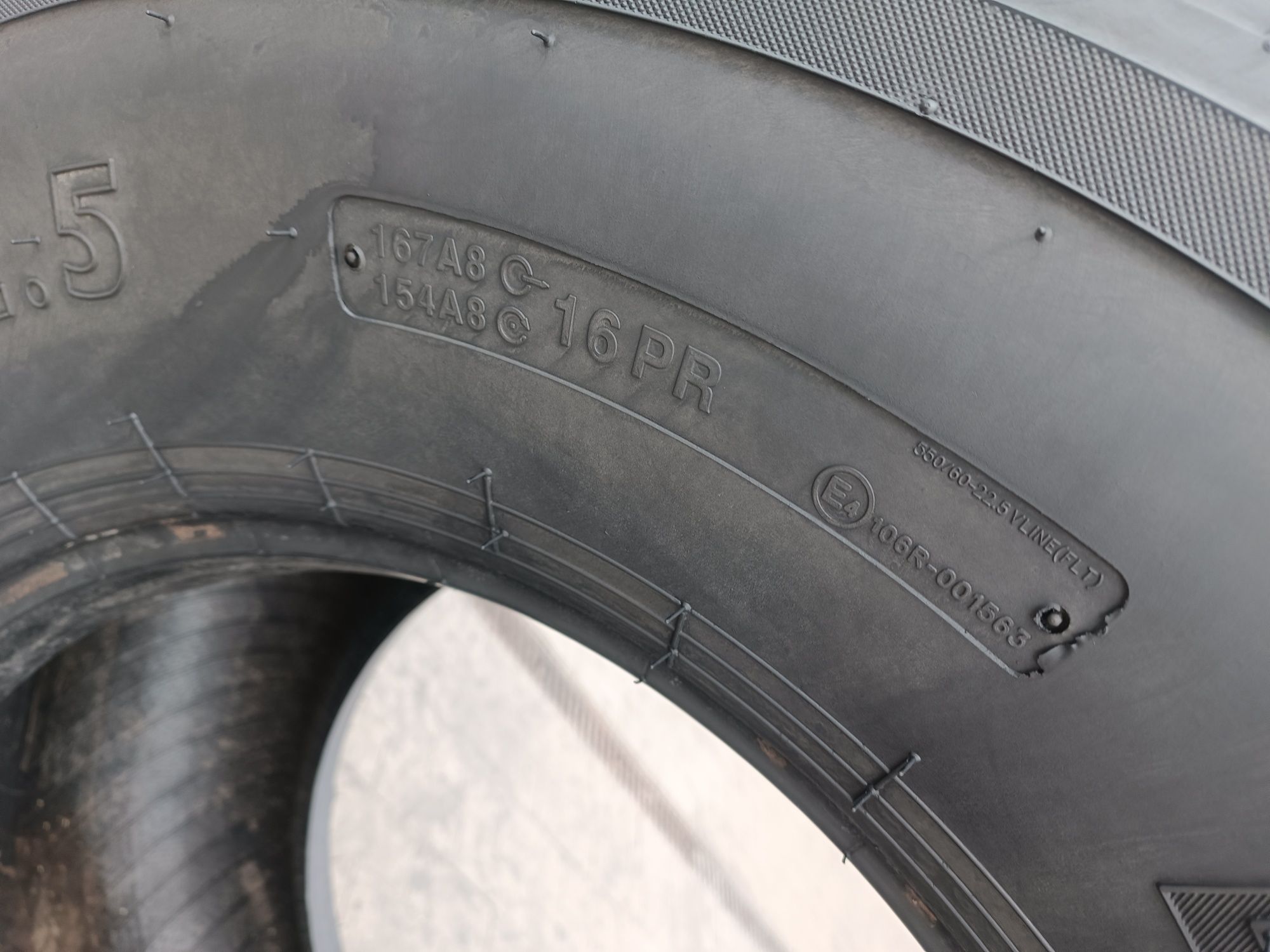 550/60-22.5 BKT Flotation V- Line 550/60R22.5