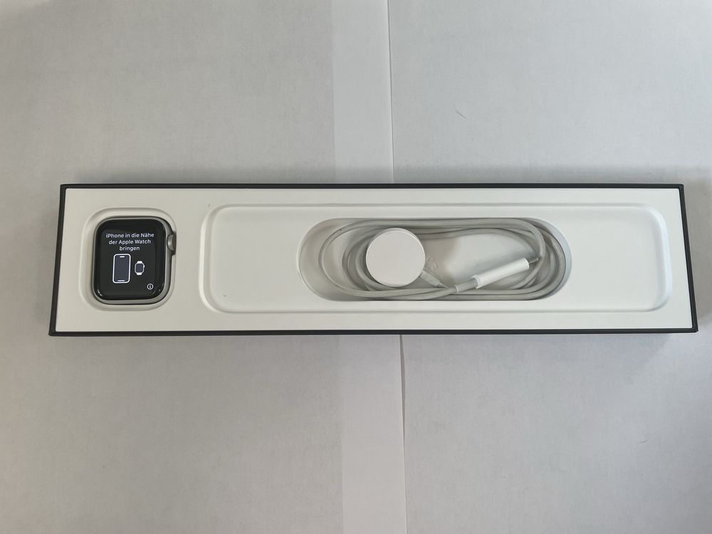 apple watch nike se 40mm