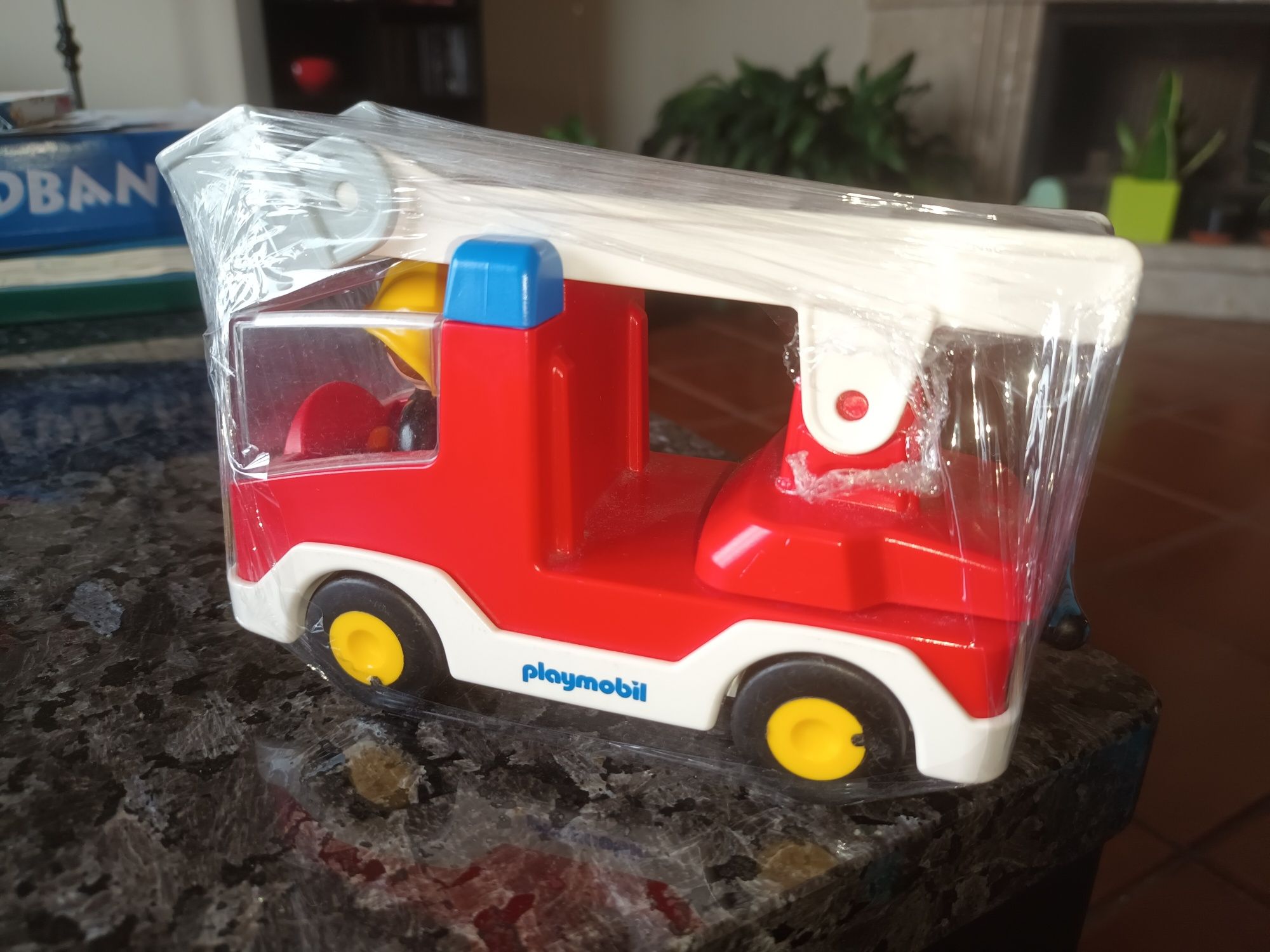 Camião dos bombeiros e avião da Playmobil
