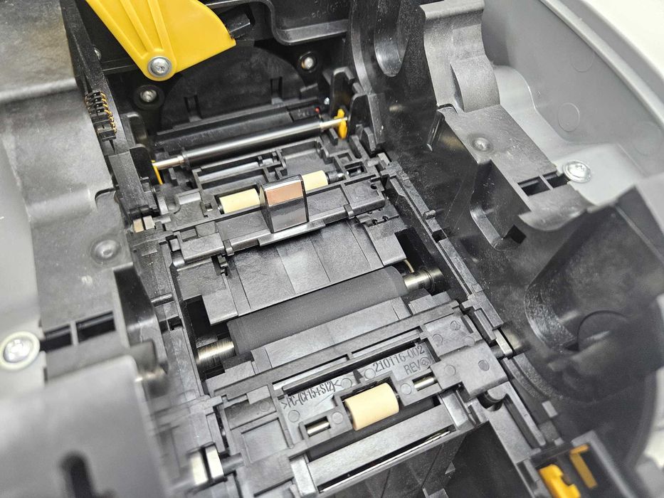 Zebra ZXP Series 1 принтер пластикових карт 1-сторонній + аксесуари