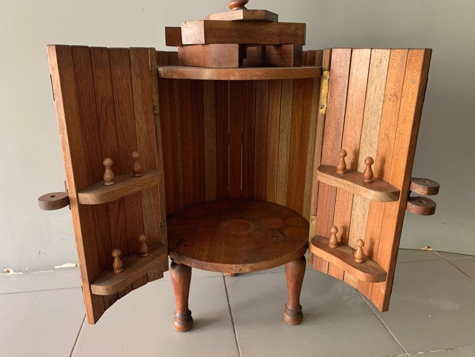 Garrafeira bar madeira maciça