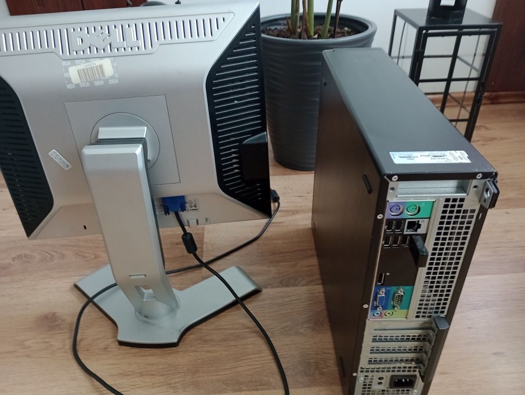 Tani Komputer DELL Optiplex  990+Monitor DELL +karta wifi