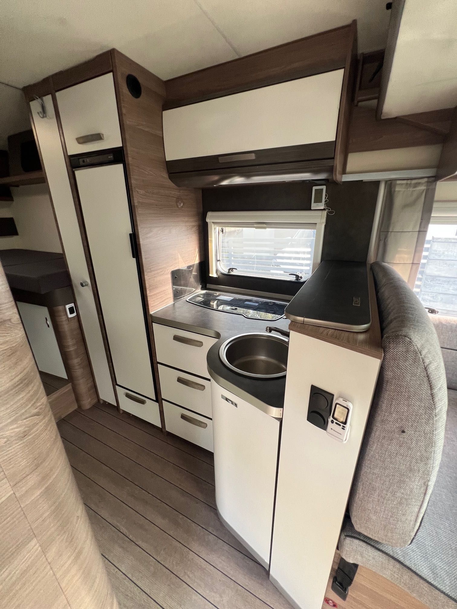 Kamper Knaus Live Wave 700 MEG