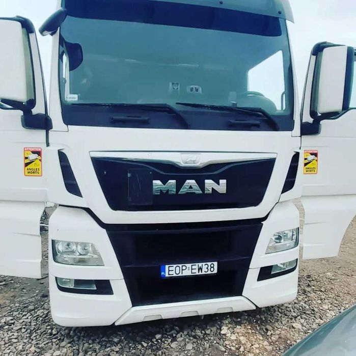 Pranie Tapicerki ,Polerowanie Lakieru, Renowacja Lamp,Renowacja Skór