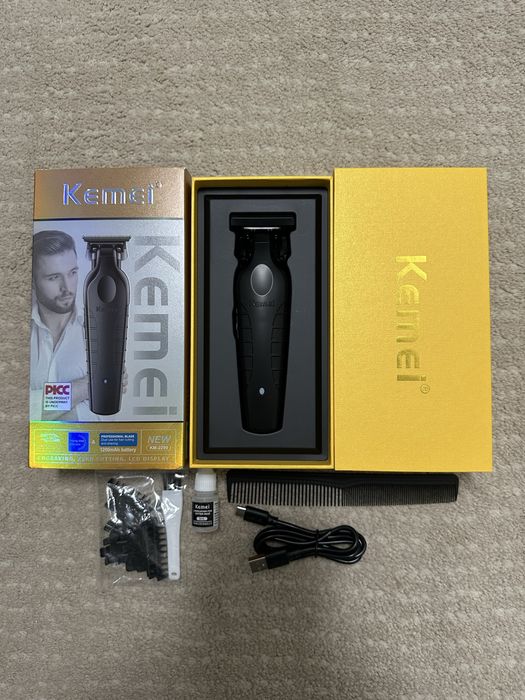 Máquina de Barbear Kemei 2299