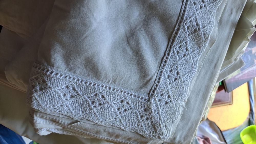 Lençóis algodão brancos renda e bordados