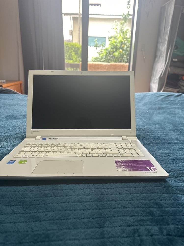 Computador portatil toshiba