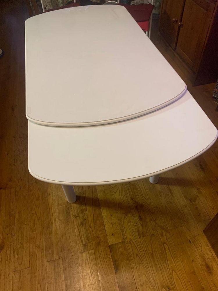 Mesa Jantar com 2 extensões 60€ Negociavel