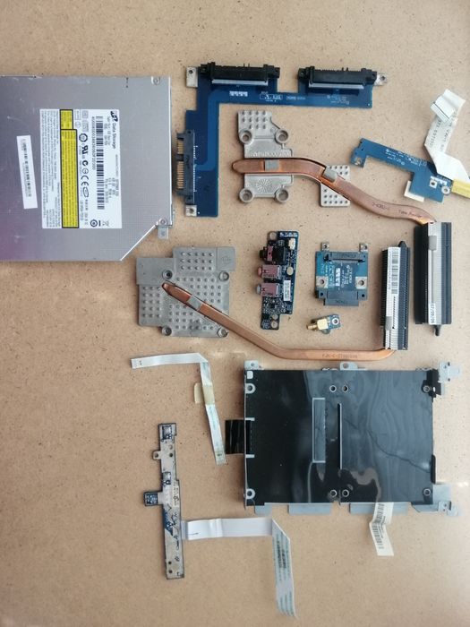 Продам Acer 7520g на з.ч