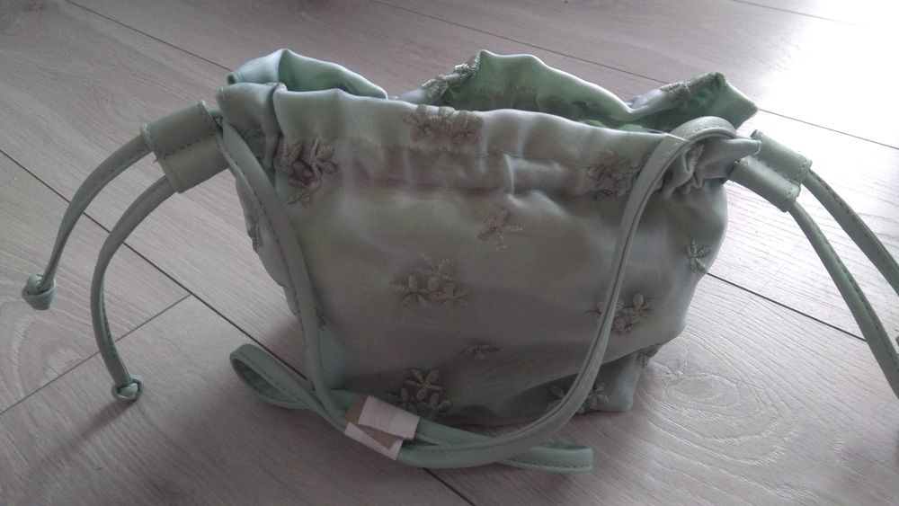 Torebka wyszywana nowa miętowa / zielona torba