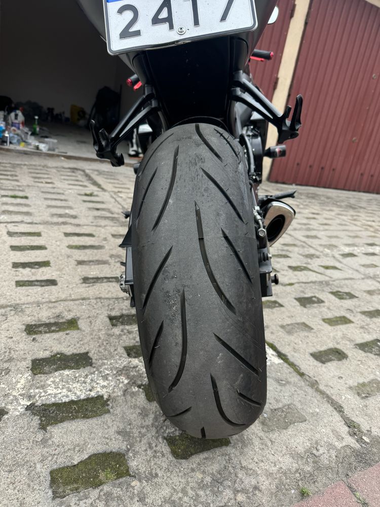 Suzuki gsxr 600 K6