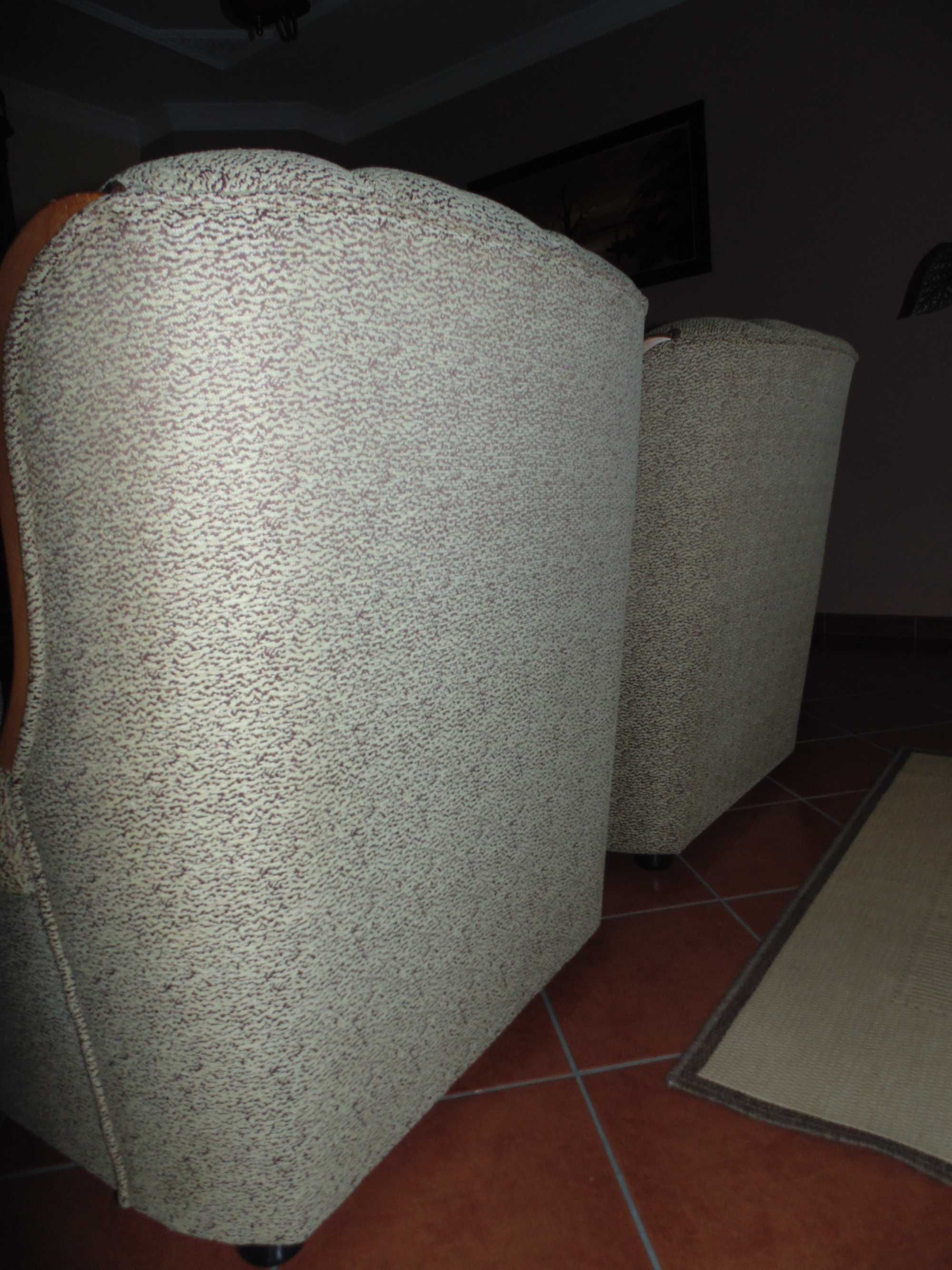 Conjunto de sofás semi-novos!