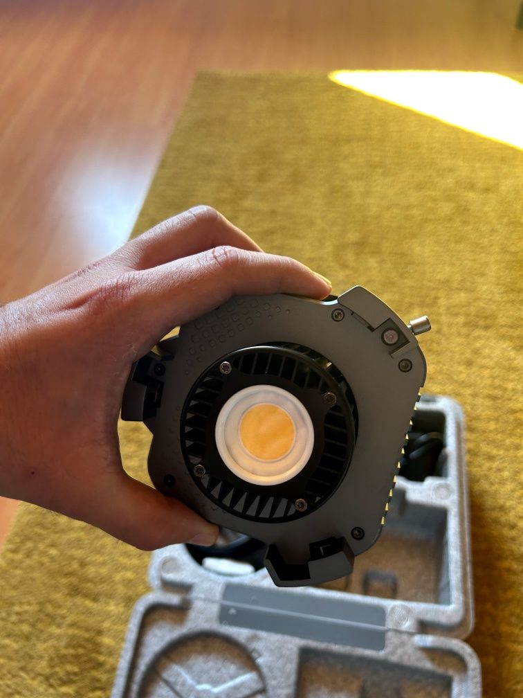 Vendo luz amaran Cob 60d