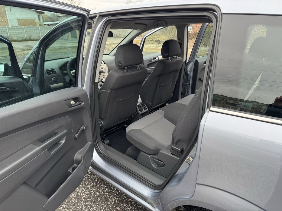 Продам Opel Zafira В 7 місць