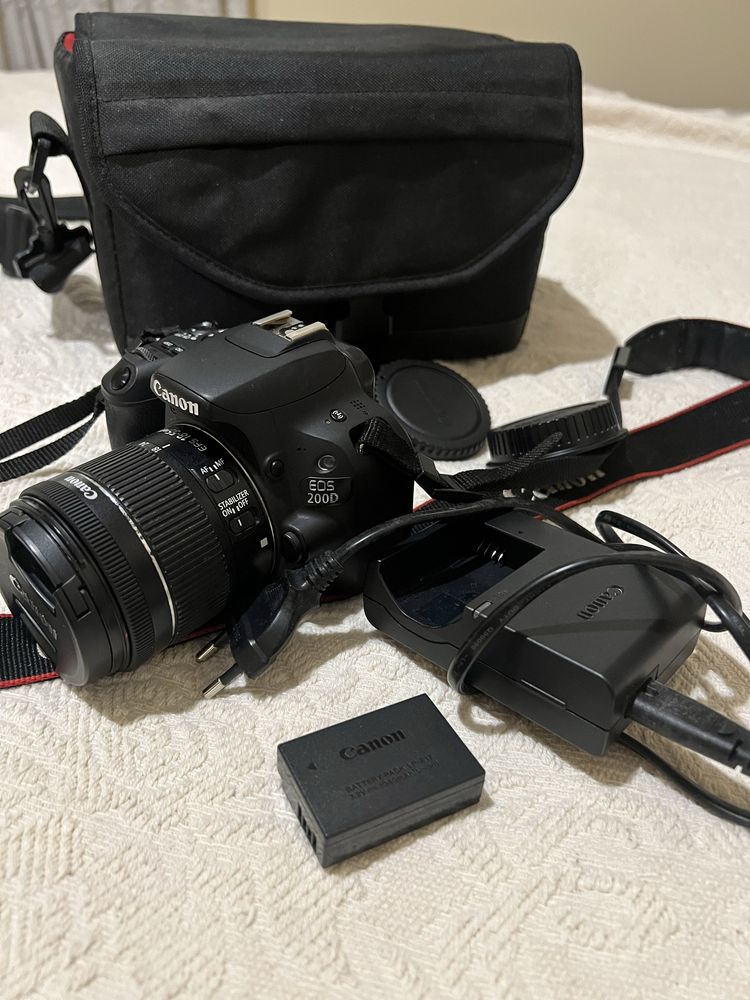Canon EOS. 200D