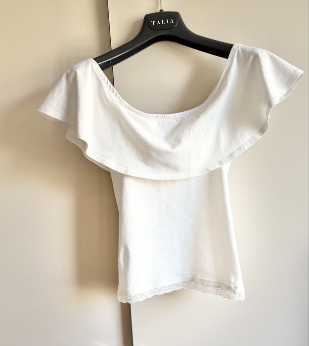 Biała bluzka hiszpanka z odkrytymi ramionami cropp XS